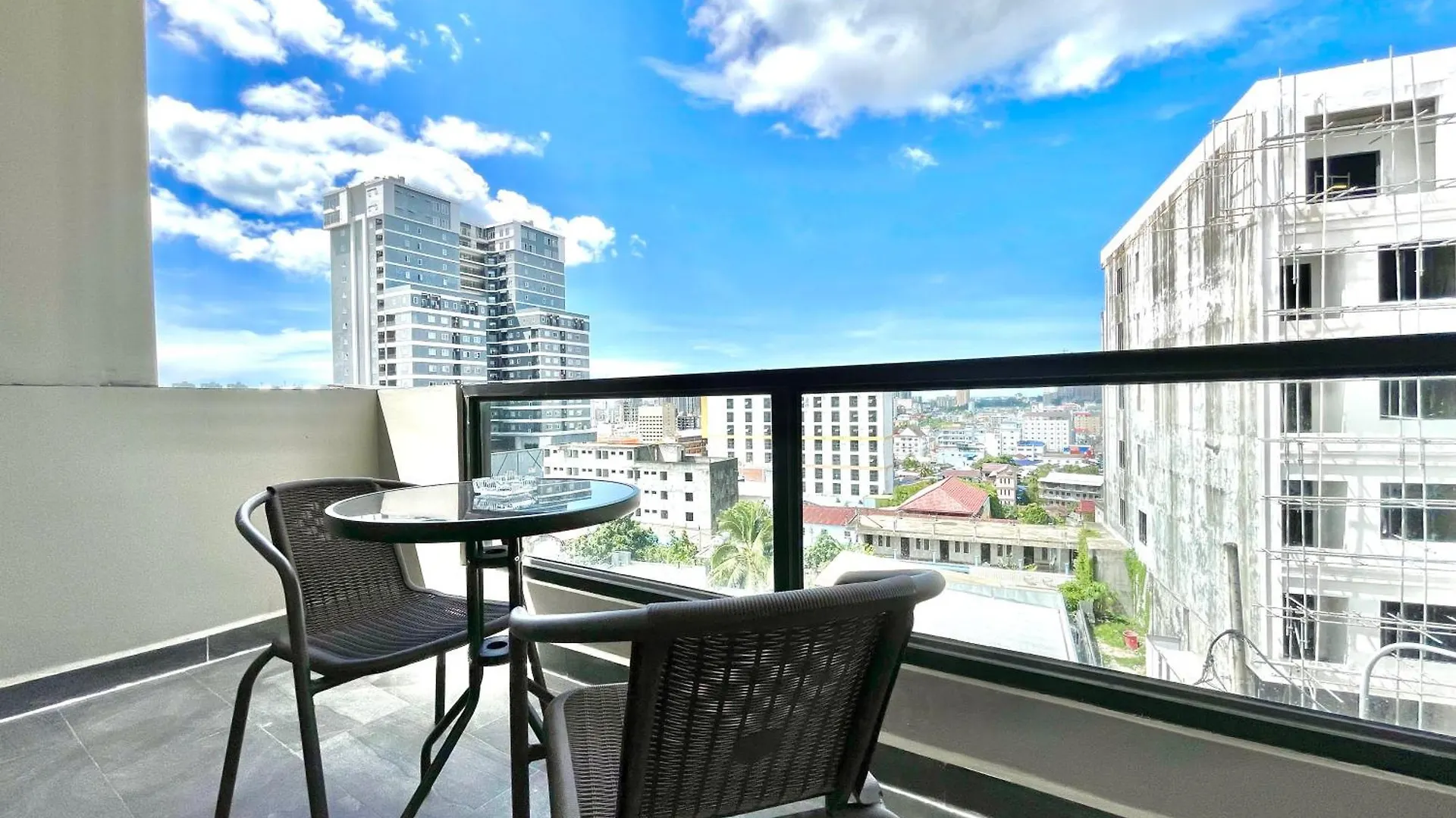 Sky Hotel Sihanoukville - Rooms And Apartments - Free Laundry 0*,  Cambodia