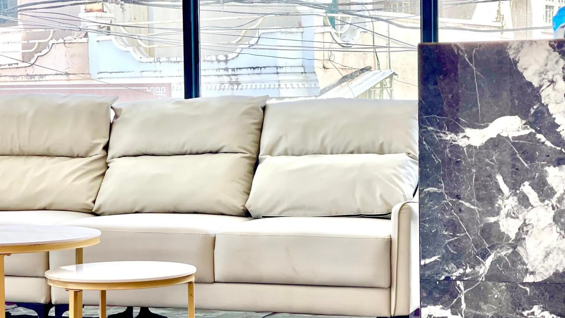 Sky Hotel Sihanoukville - Rooms And Apartments - Free Laundry Cambodia